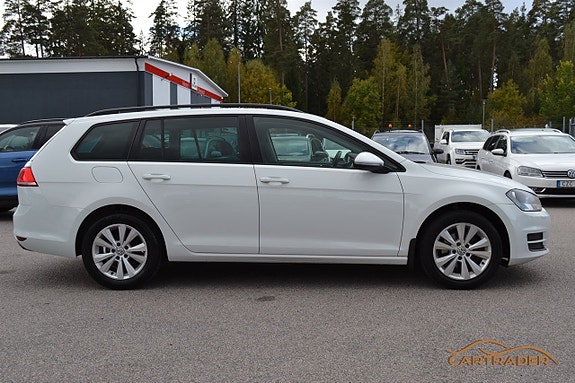 Volkswagen Golf VII 4 of 19