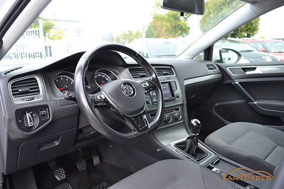 Volkswagen Golf VII 8 of 19