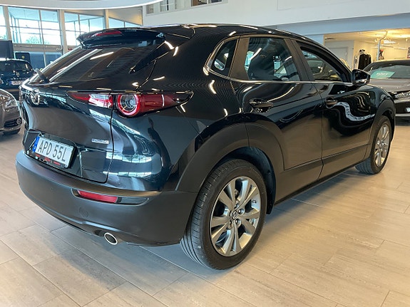 Mazda CX-30 4 of 5