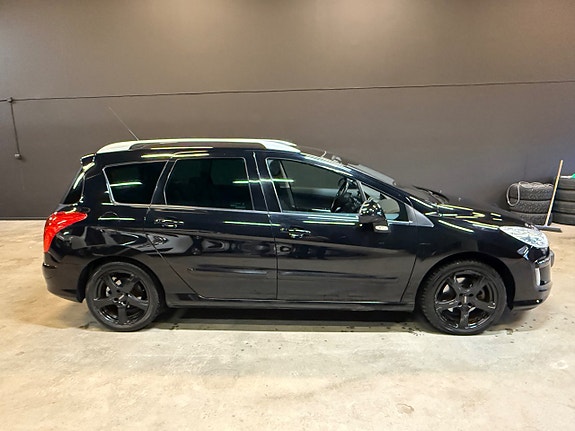 Peugeot 308 SW 5 of 5