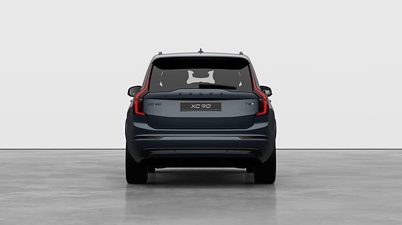 Volvo XC90 4 of 5