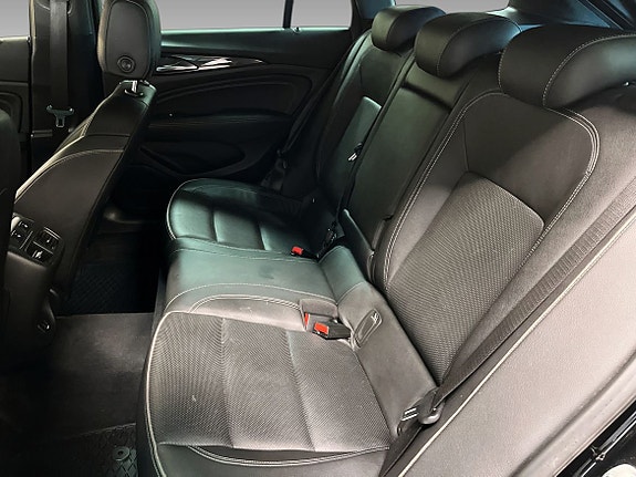 Opel Insignia 12 of 21