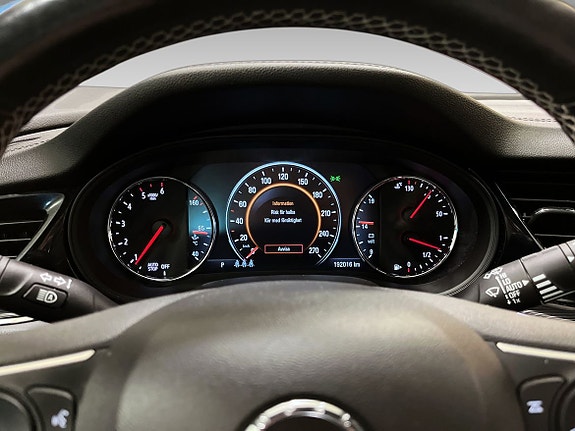 Opel Insignia 16 of 21