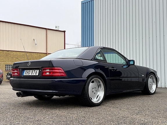 Mercedes-Benz SL500 7 of 18