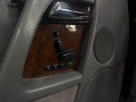 Mercedes-Benz SL500 11 of 19