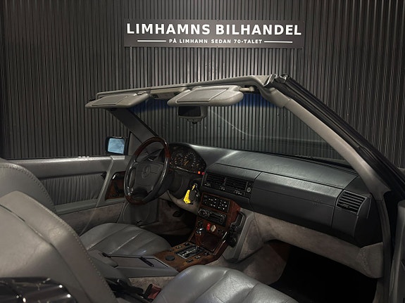 Mercedes-Benz SL500 16 of 19