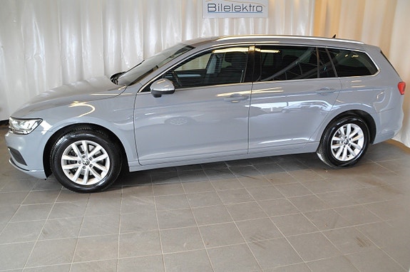 Volkswagen Passat 2 of 5