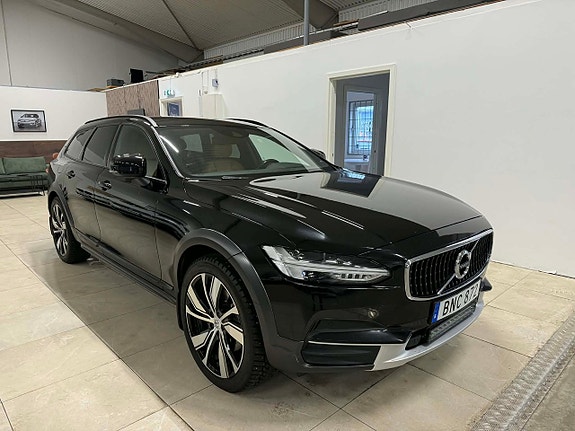 Volvo V90 Cross Country