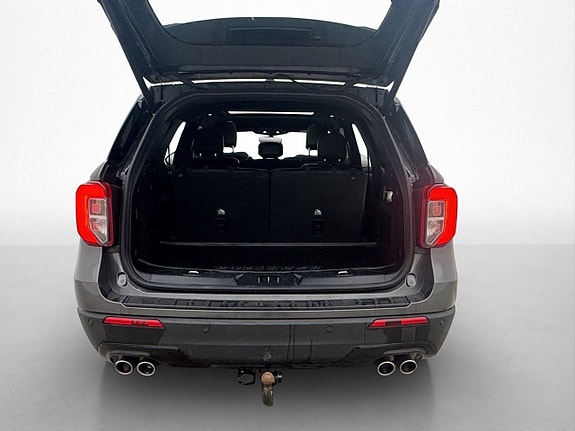 Ford Explorer 29 of 30
