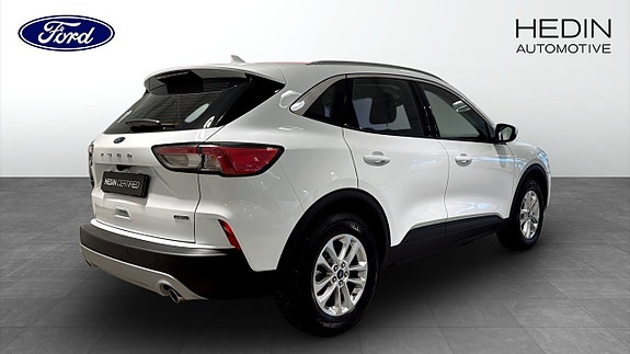 Ford Kuga 2 of 12