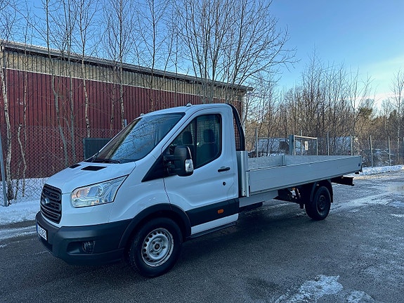 Ford Transit 3 of 5