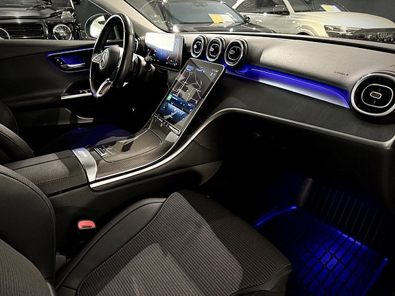 Mercedes-Benz C220 d 5 of 30