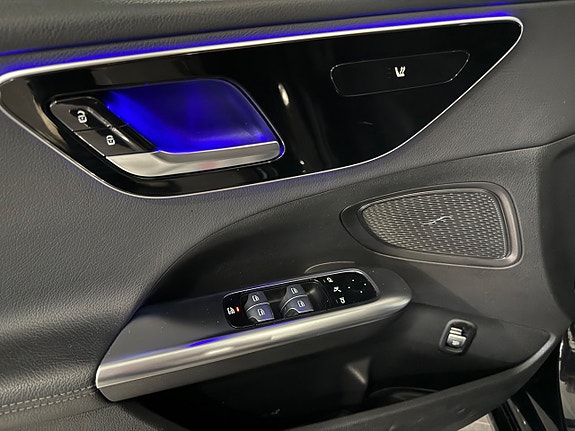 Mercedes-Benz C220 d 30 of 30