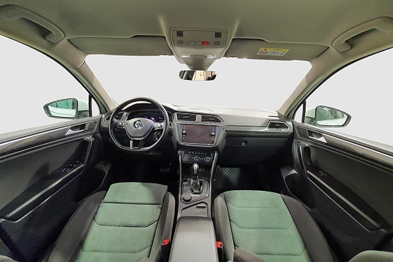 Volkswagen Tiguan 14 of 23