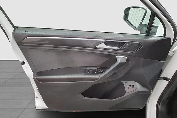 Volkswagen Tiguan 20 of 23
