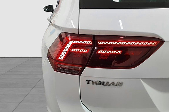 Volkswagen Tiguan 11 of 23