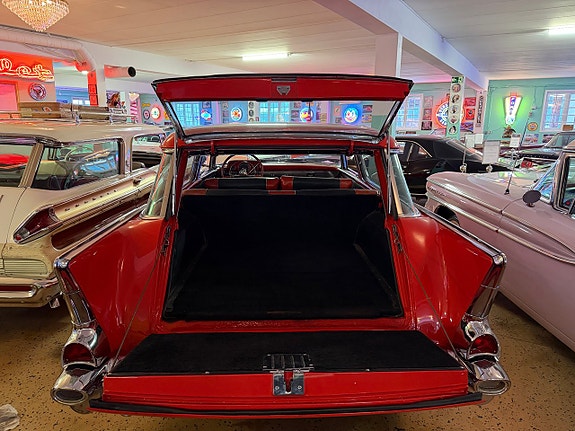 Chevrolet Bel Air 5 of 17