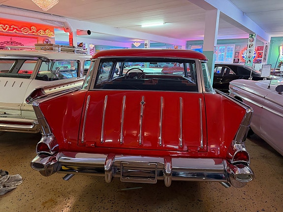 Chevrolet Bel Air 2 of 17