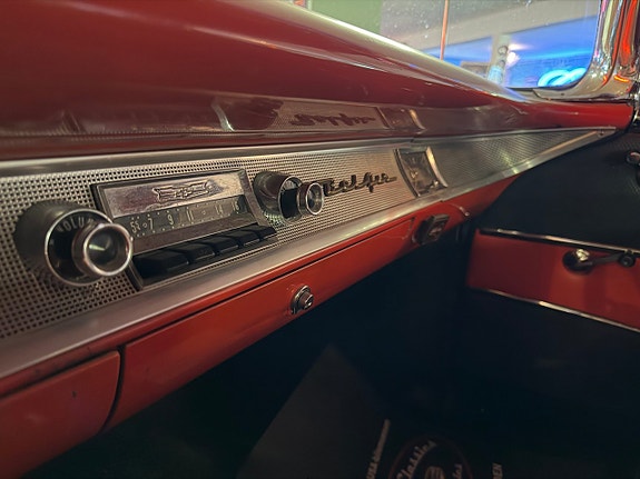 Chevrolet Bel Air 14 of 17