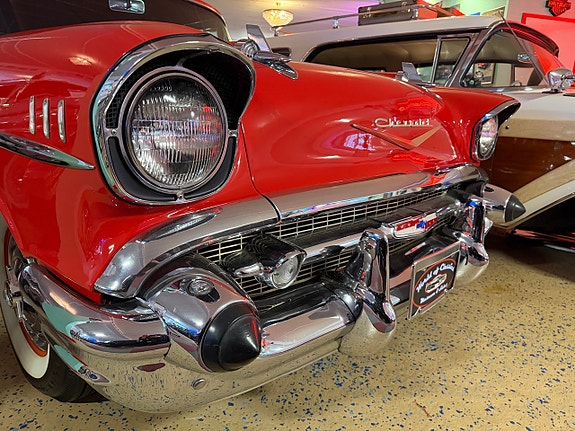Chevrolet Bel Air 9 of 17