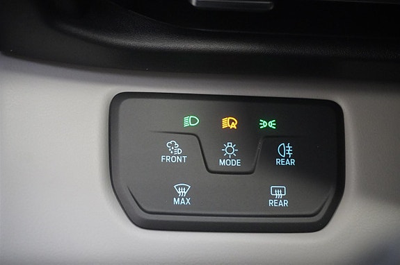 Ford Explorer 21 of 28