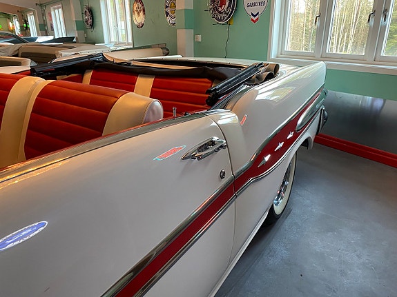Pontiac Laurentian 8 of 19