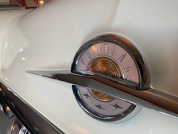 Pontiac Laurentian 7 of 19