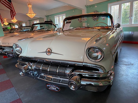 Pontiac Laurentian 4 of 19