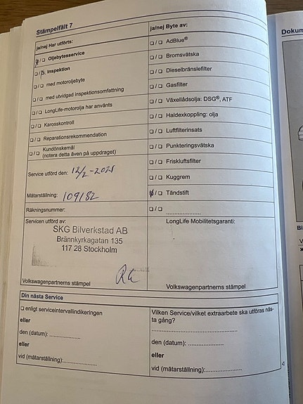 Volkswagen Passat 14 of 21