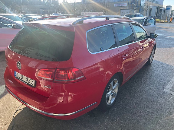 Volkswagen Passat 4 of 5