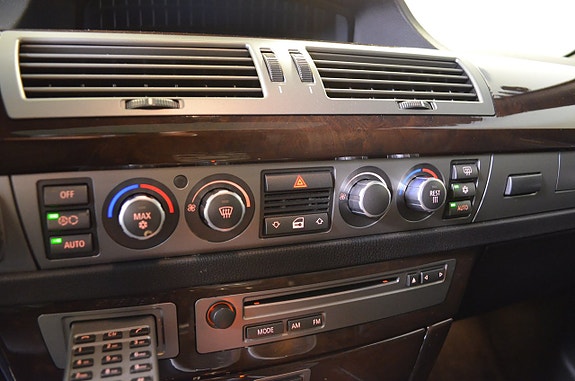 BMW 730 12 of 26