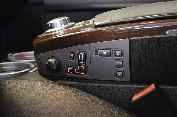 BMW 730 10 of 26