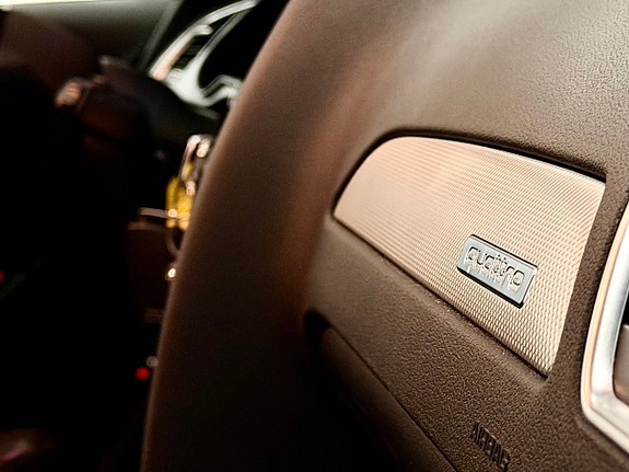 Audi A4 14 of 16