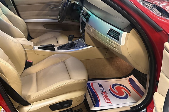 BMW 320 8 of 11