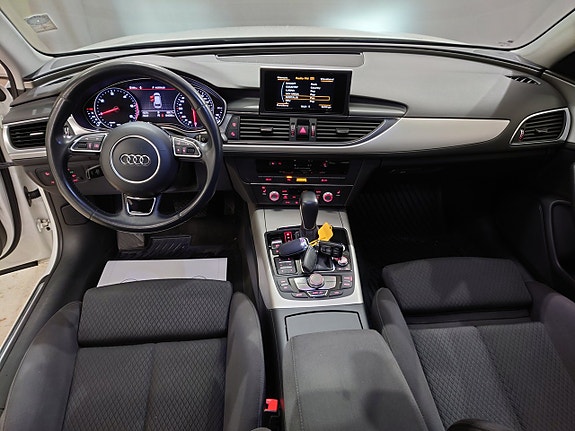 Audi A6 8 of 16