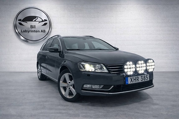 Volkswagen Passat Alltrack 4 of 5