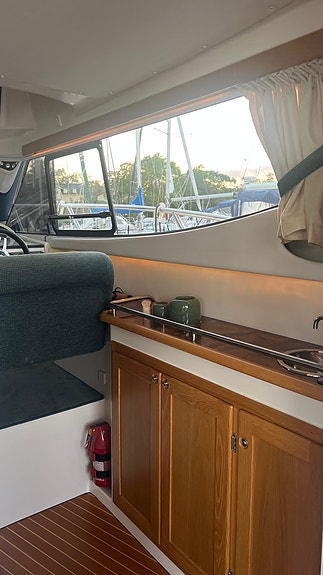 Forbina 40 FLY 2x Volvo Penta KAD-44 22 of 30