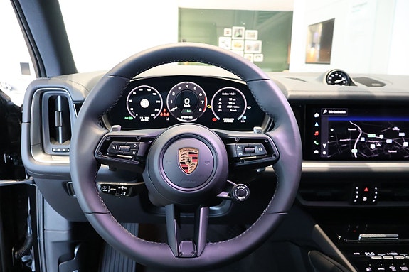 Porsche Cayenne 6 of 10