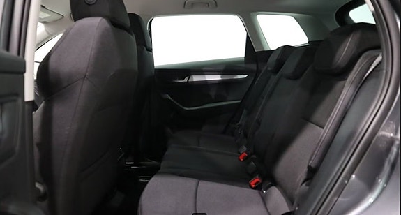 Skoda Karoq 4 of 5
