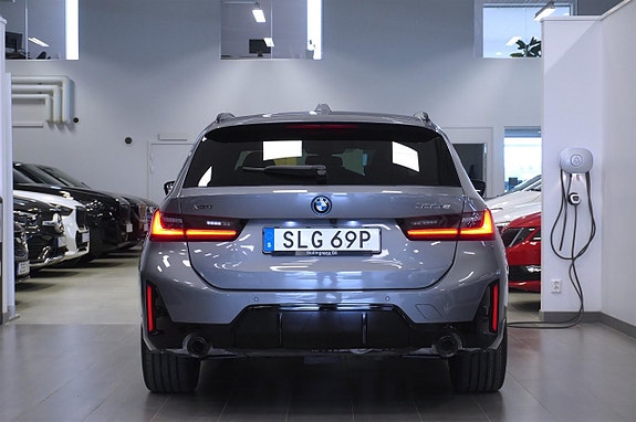 BMW 330e 4 of 22