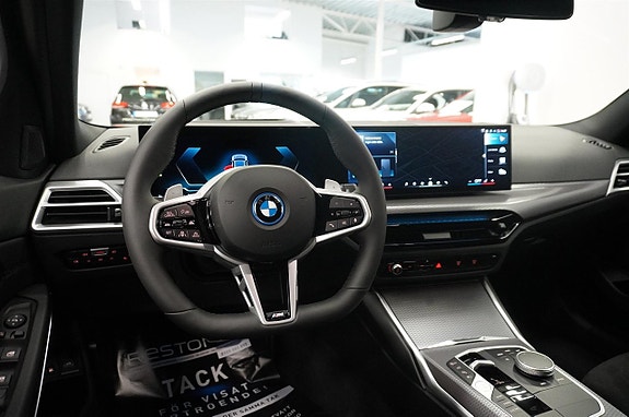 BMW 330e 10 of 22
