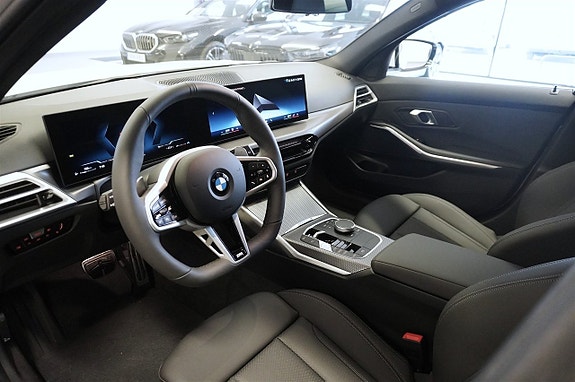 BMW 320d 12 of 28