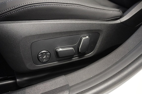 BMW 320d 14 of 28