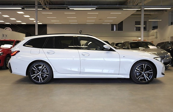 BMW 320d 5 of 28