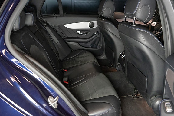 Mercedes-Benz C300 e 17 of 19