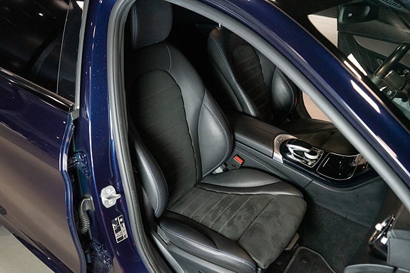 Mercedes-Benz C300 e 16 of 19