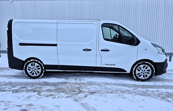 Renault Trafic 7 of 26
