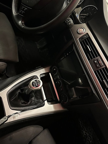 BMW 320 11 of 17