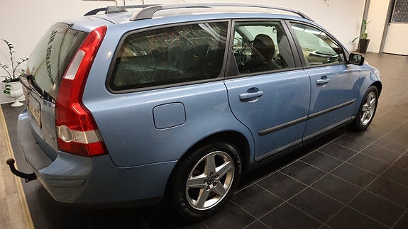 Volvo V50 5 of 6
