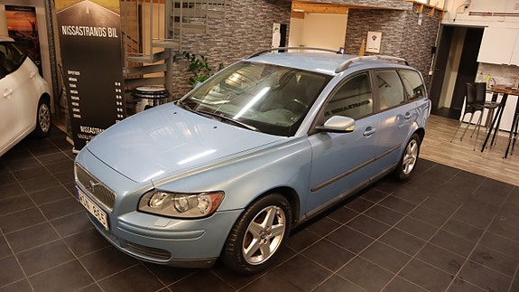 Volvo V50 2 of 6